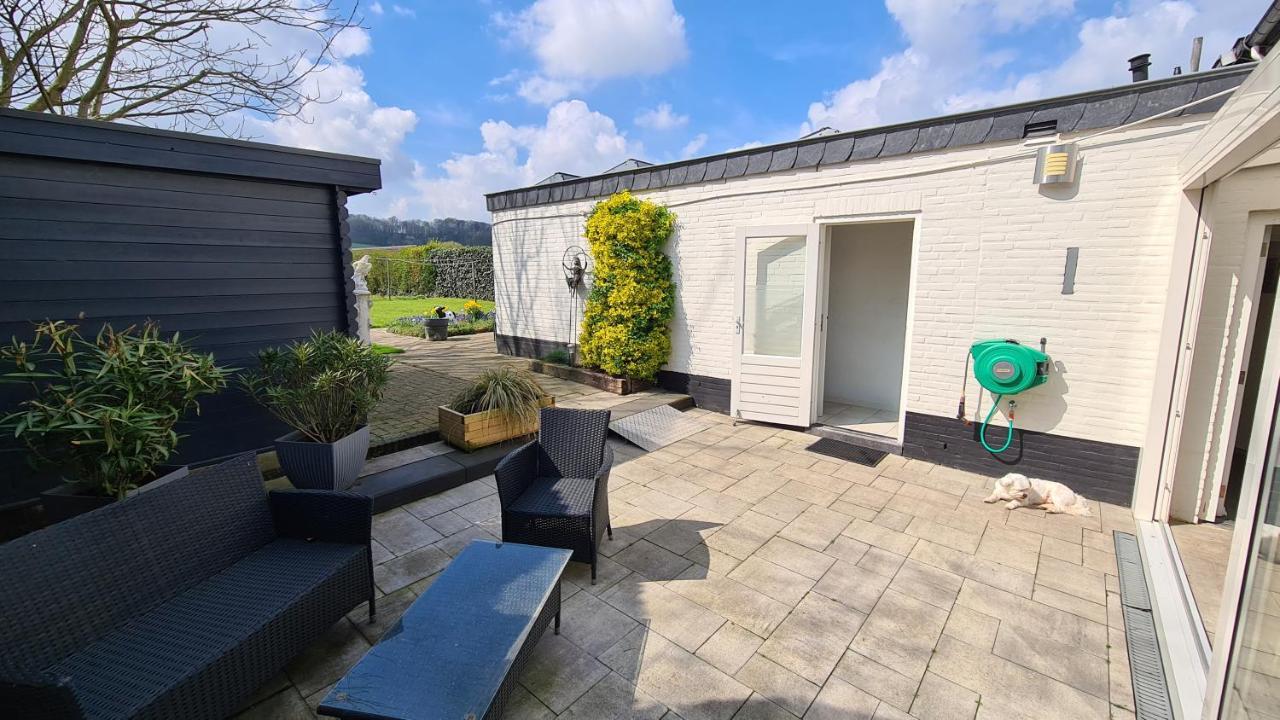 Roos Guesthouse Holiday Appartements Valkenburg aan de Geul Exterior photo
